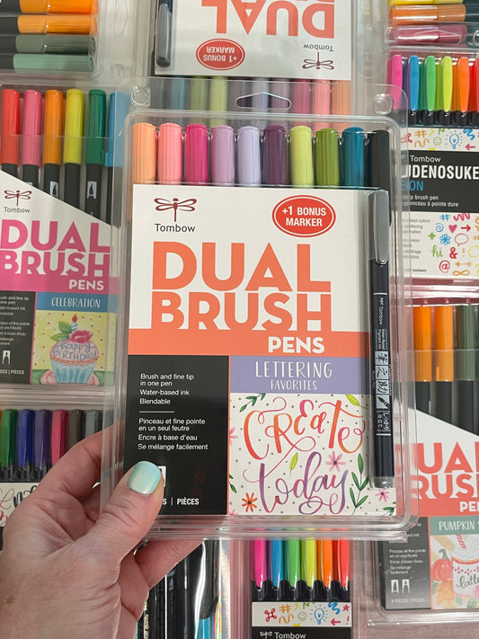 Tombow Dual Brush Pen Art Markers, Lettering Favorites, 10-Pack Plus FREE Fudenosuke Pen